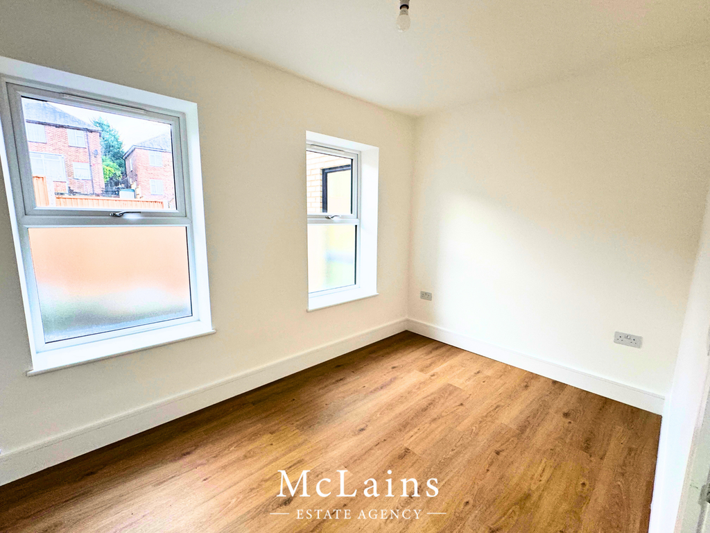Additional image 3 of 2 bed flat to rent2-Bed Flat On Seymour Ave, Luton, Bedfordshire LU1