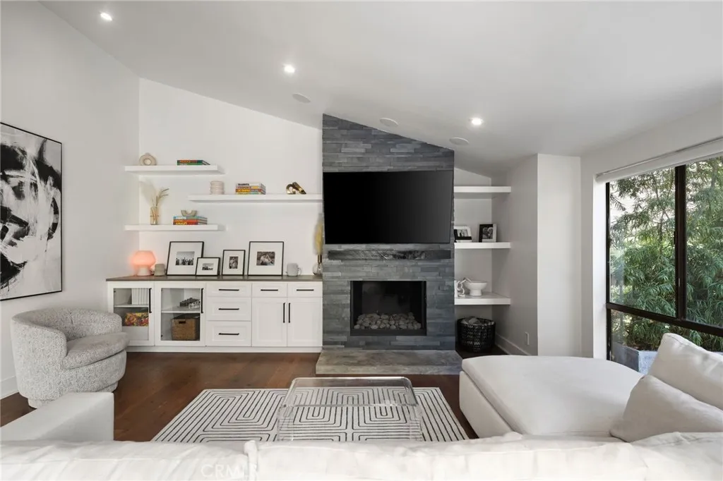 Additional image 6 of 1176 S Westlake Blvd Unit F, Westlake Village, CA 91361