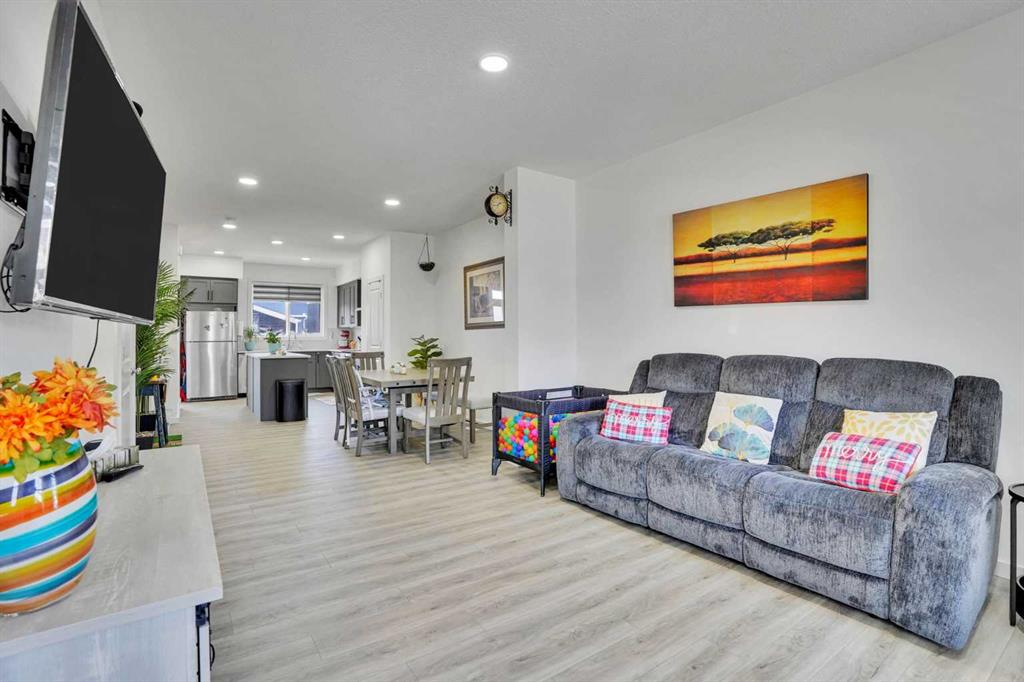 Additional image 5 of 195 Savoy Landing SE, Calgary, AB, T3M 2M6