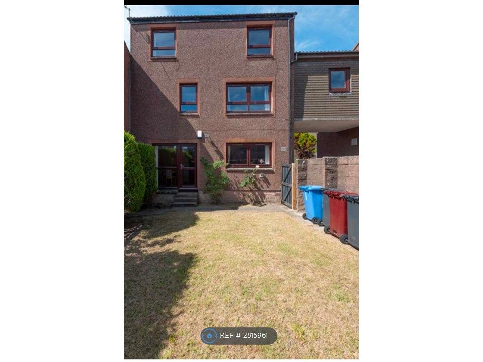 5 bed end terrace house to rentTayfield Place, Dundee DD2
