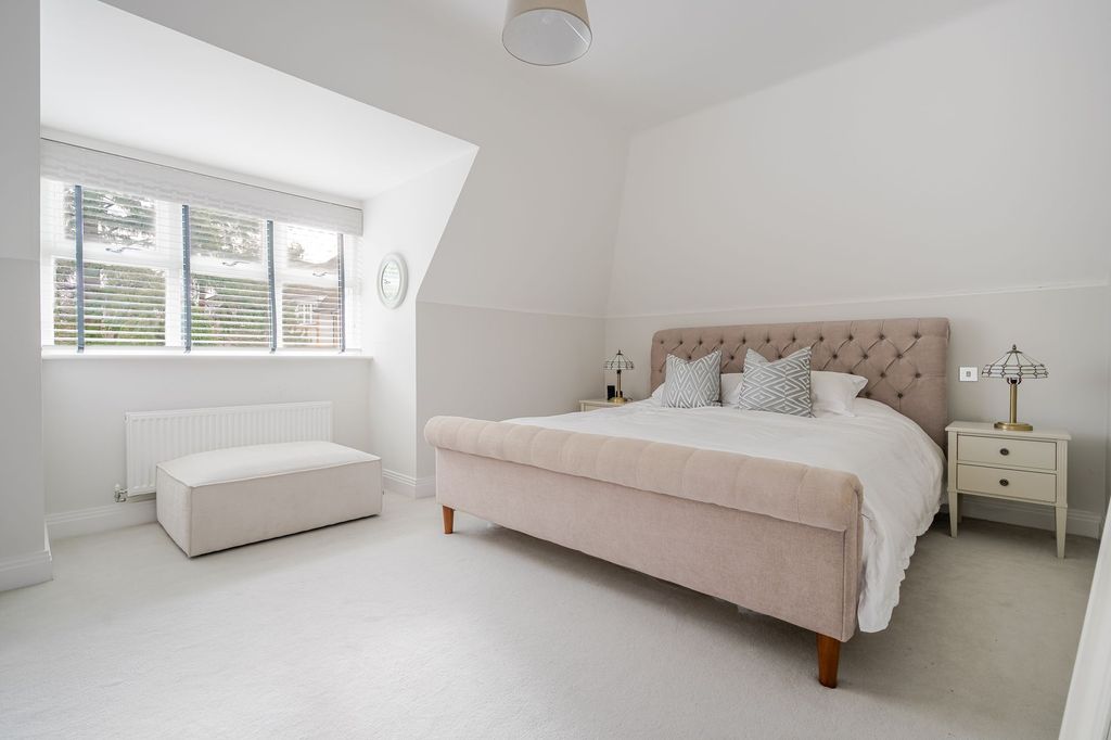 Additional image 13 of 5 bed detached house to rentSunningdale Heights, Sunningdale SL5