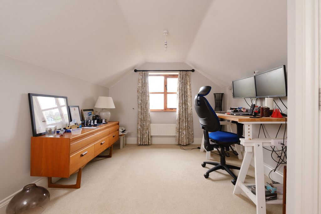Additional image 22 of 5 bed detached house for saleYew Tree Close, Whitchurch, Ross-On-Wye, Herefordshire HR9