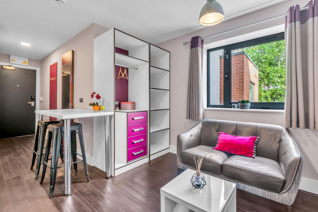 Room to rentWestfield Road, Leeds LS3