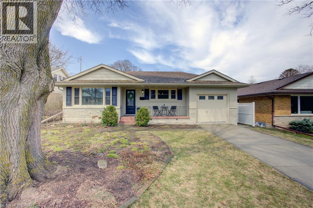 204 Rodney Street, Waterloo, ON, N2J 1G5