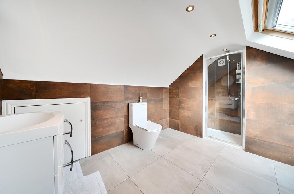 Additional image 6 of 5 bed detached house for saleYester Road, Chislehurst, Kent BR7