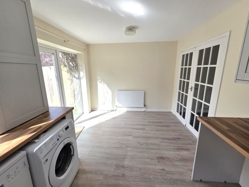 Additional image 8 of 3 bed semi-detached house to rentPen Y Cae, Caerphilly CF83