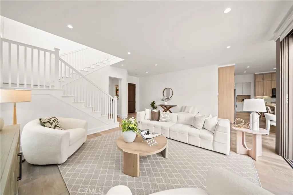 Additional image 6 of 111 Donati, Irvine, CA 92602