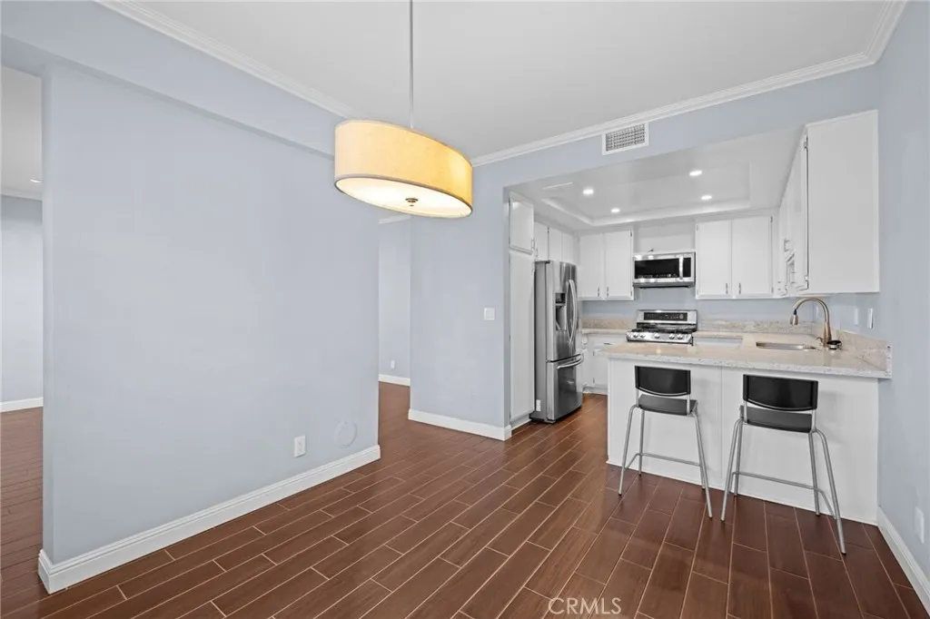 Additional image 55 of 10831 Roycroft St Unit 9, Sun Valley, CA 91352
