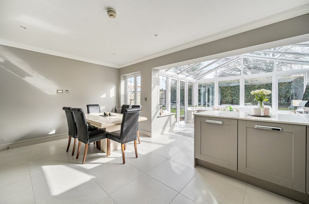 Additional image 4 of 4 bed detached house for saleElen Place, Bracknell, Berkshire RG42