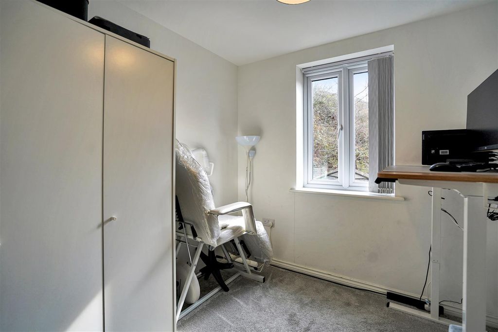 Additional image 10 of 2 bed flat for saleWhitstable Mews, Leeds LS12