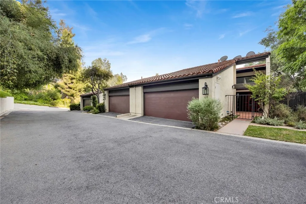 Additional image 45 of 69 Penhill Court, Glendale, CA 91206