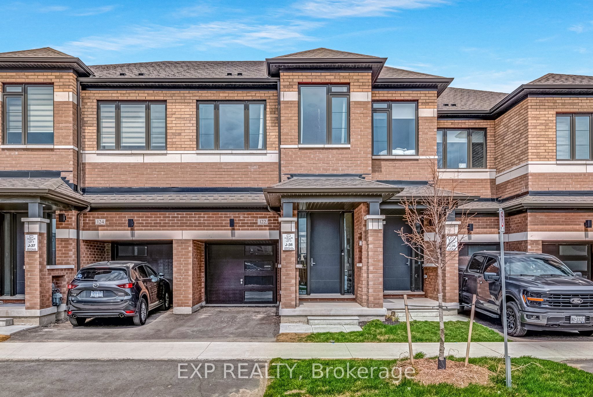 122 Turnberry Lane, Barrie, ON, L9J 0M3