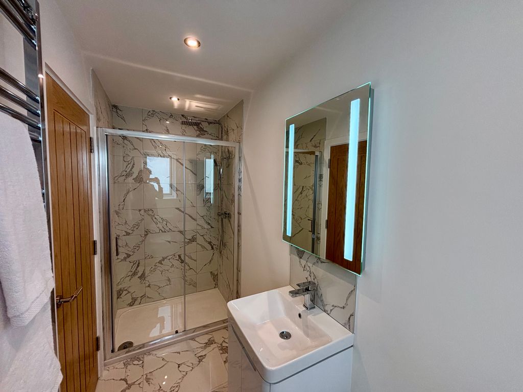 Additional image 11 of 5 bed detached house to rentThe Old Coal Yard, Northwold, Thetford IP26