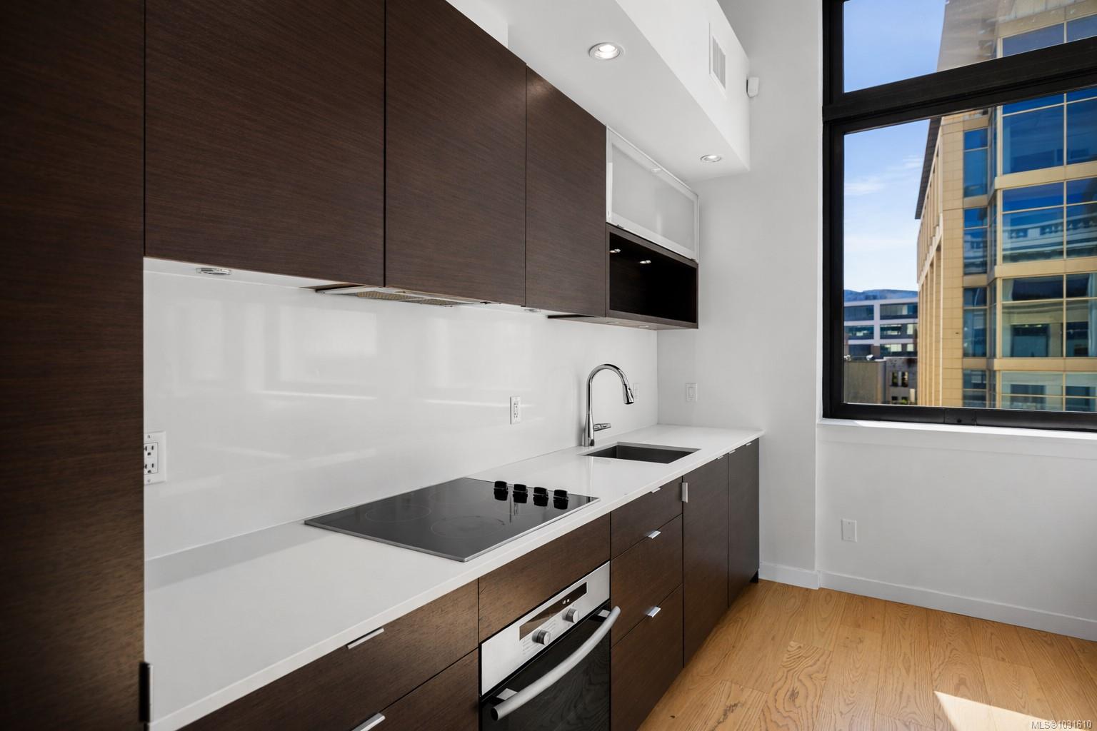 Additional image 5 of 304-770 Fisgard Street, Victoria, BC, V8W 0B8