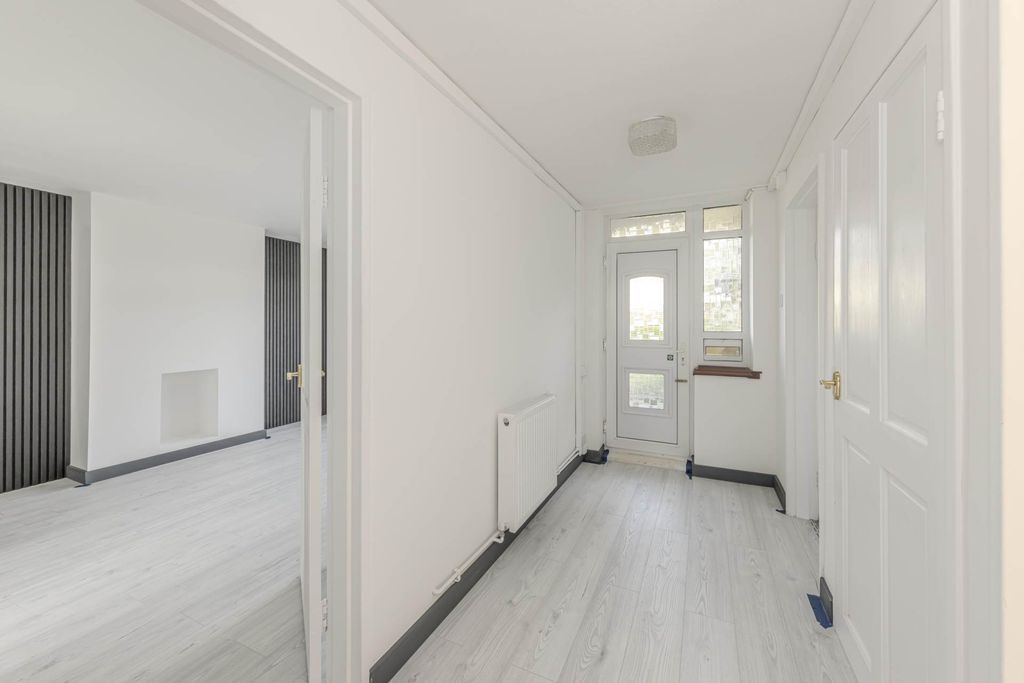 Additional image 5 of 2 bed flat to rentSeabridge Lane, Newcastle Under Lyme ST5