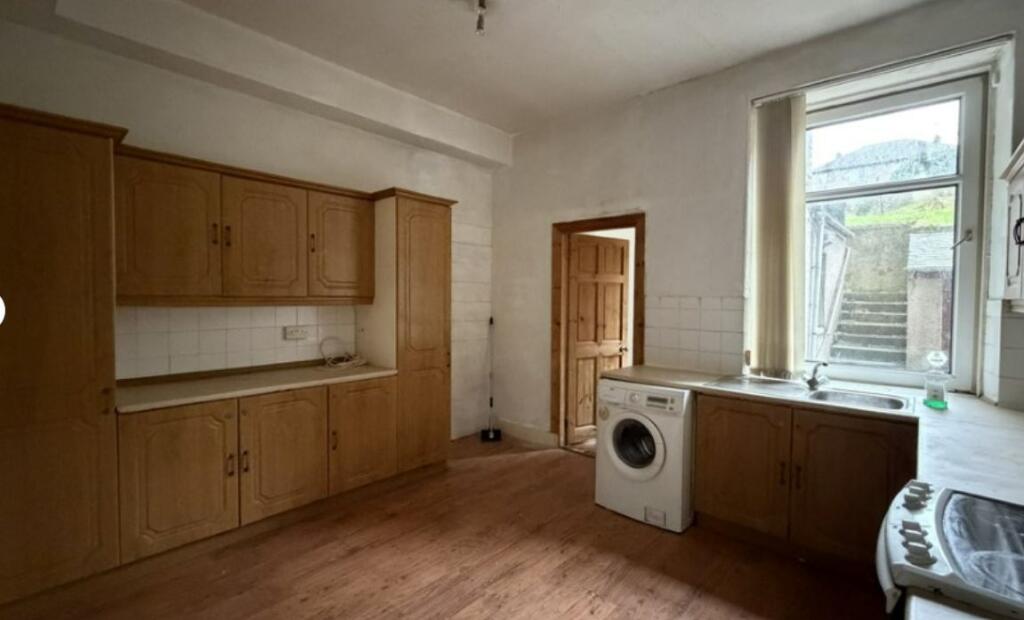 Additional image 5 of Flat A, 178, Victoria Road, Aberdeen, AB119NN