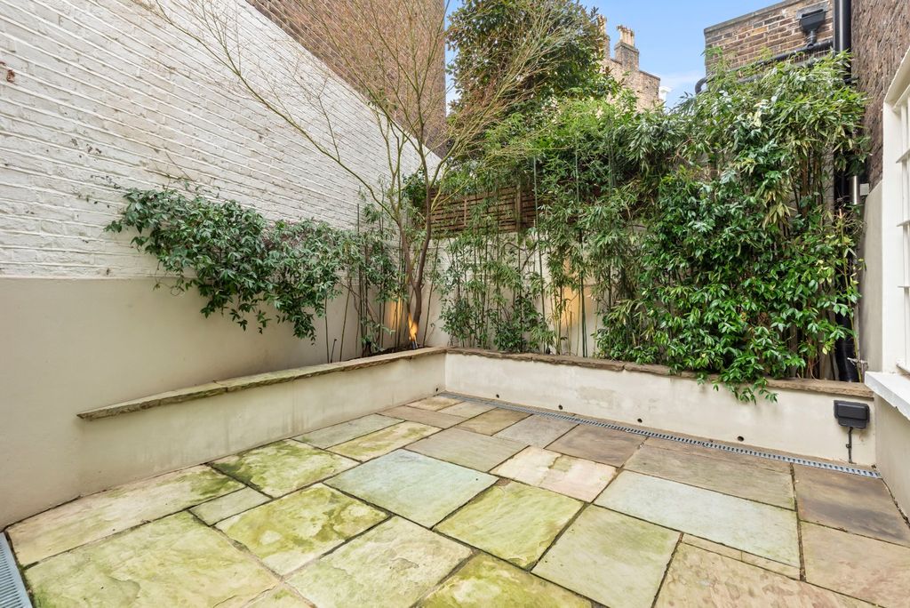 Additional image 21 of 4 bed end terrace house to rentChalcot Crescent, Primrose Hill NW1