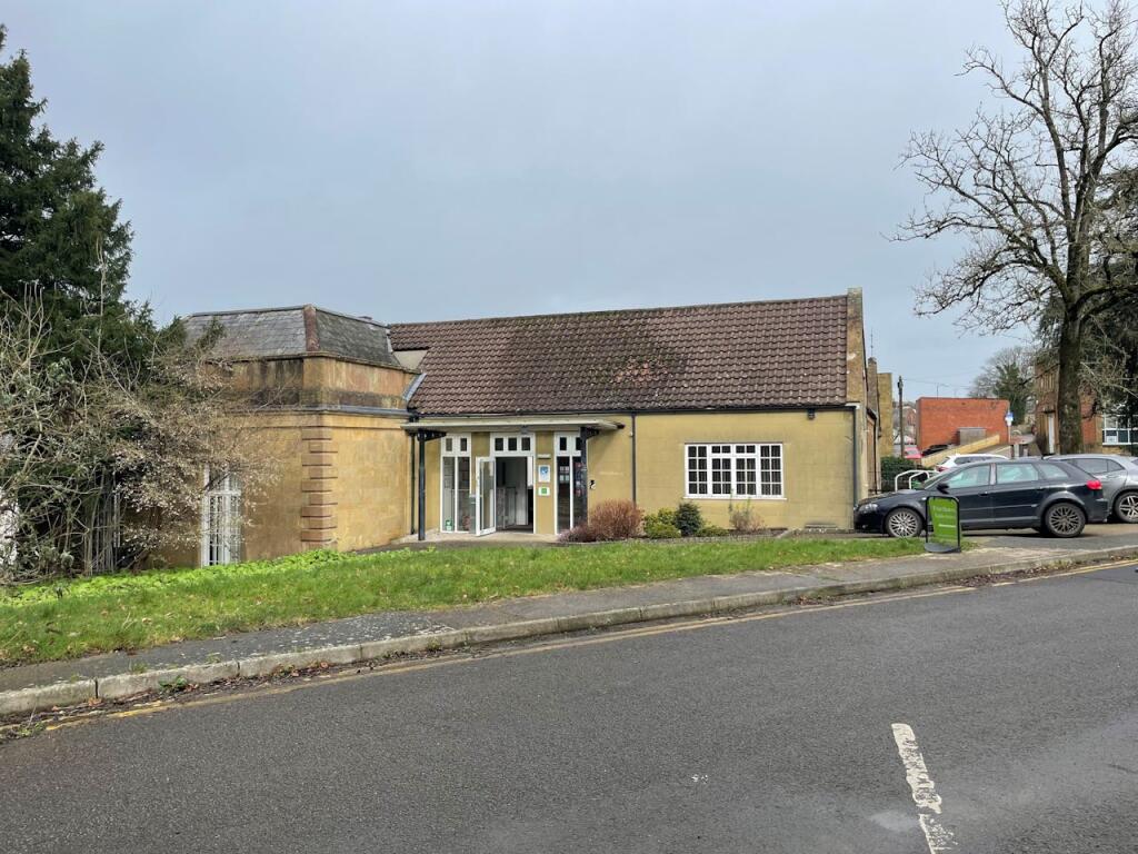 Additional image 2 of Hendford Manor, 33 Hendford, Yeovil, BA20 1UN