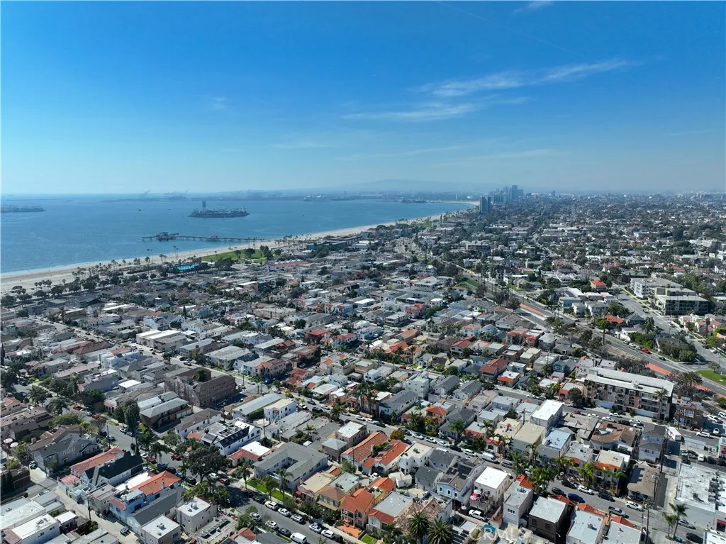 134 Bennett Ave, Long Beach, CA 90803