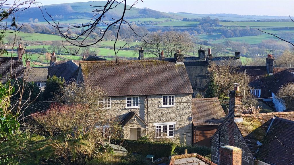 3 bed detached house for saleLaundry Lane, St James, Shaftesbury, Dorset SP7