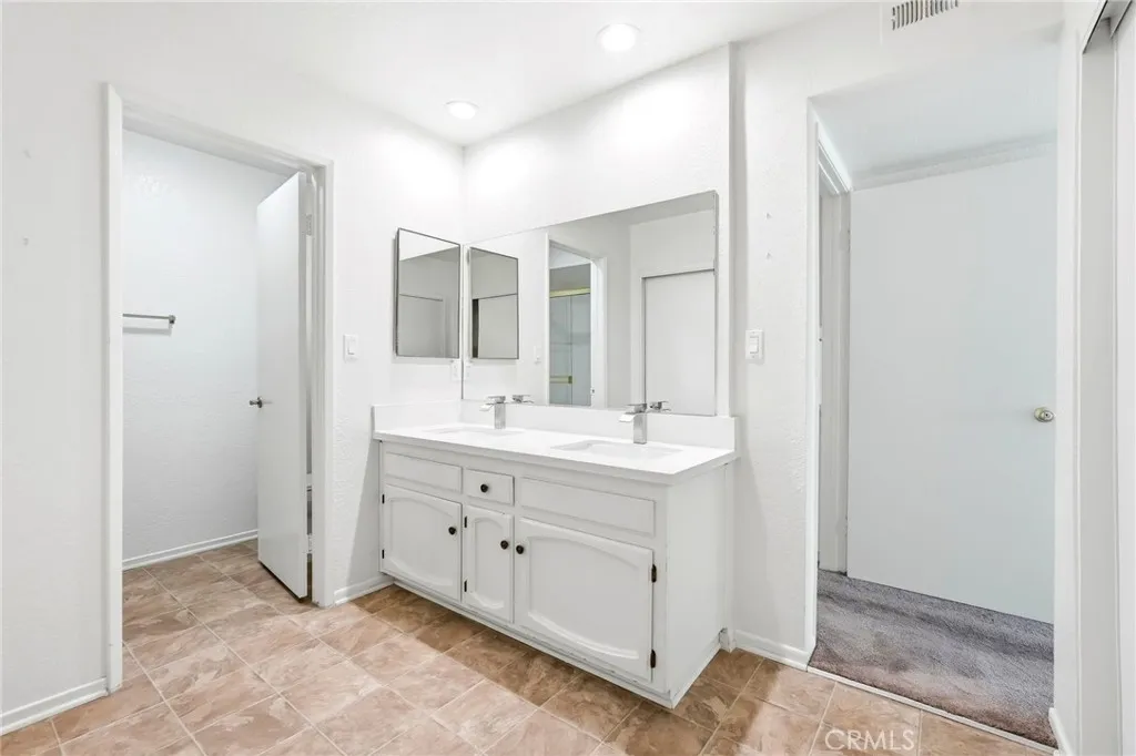 Additional image 25 of 7625 Reseda Blvd Unit 202, Reseda, CA 91335