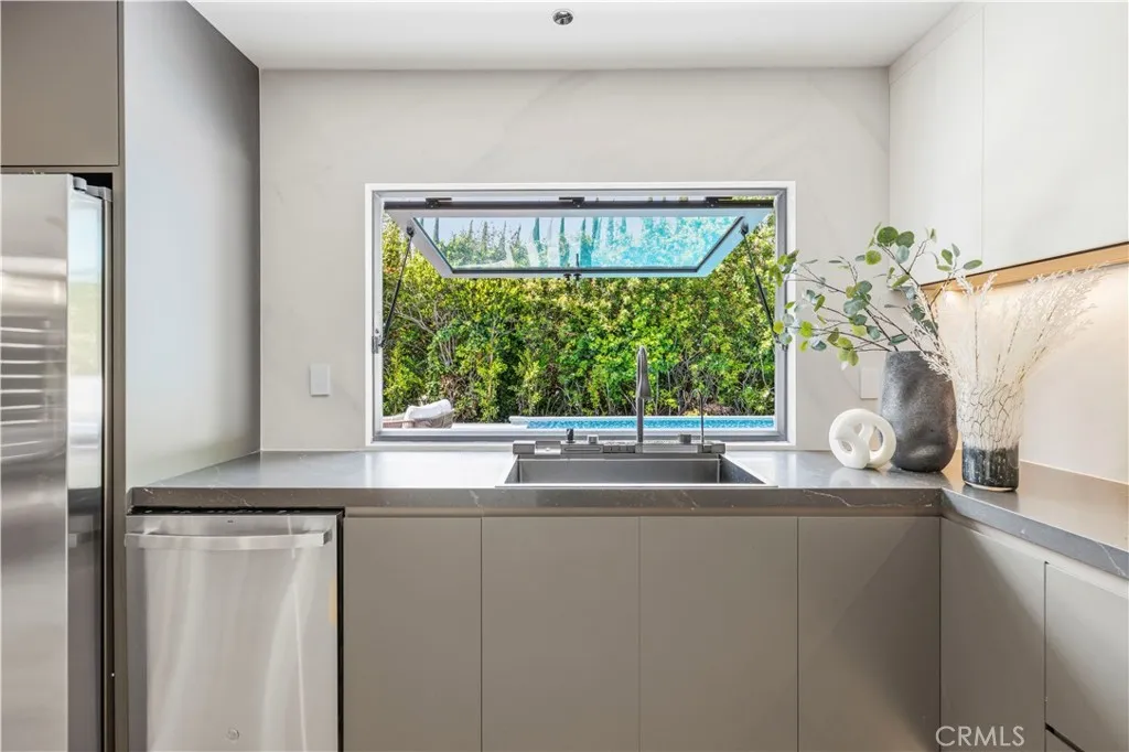 Additional image 79 of 18057 Medley Drive, Encino, CA 91316