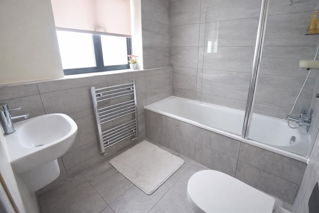 Additional image 6 of 2 bed flat for saleHigh Street, Portishead BS20
