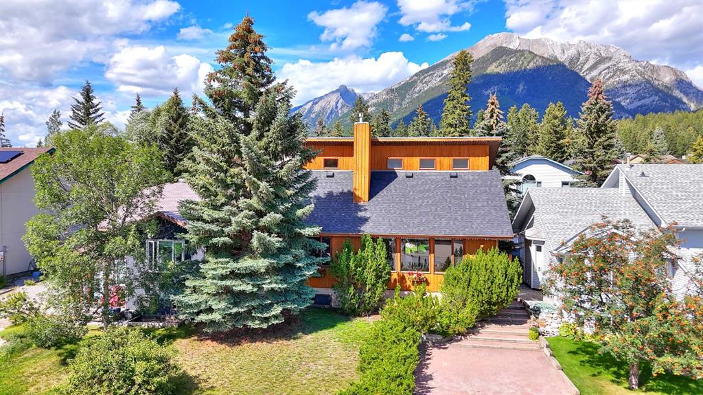 226 Lady Macdonald Drive, Canmore, AB, T1W1H3