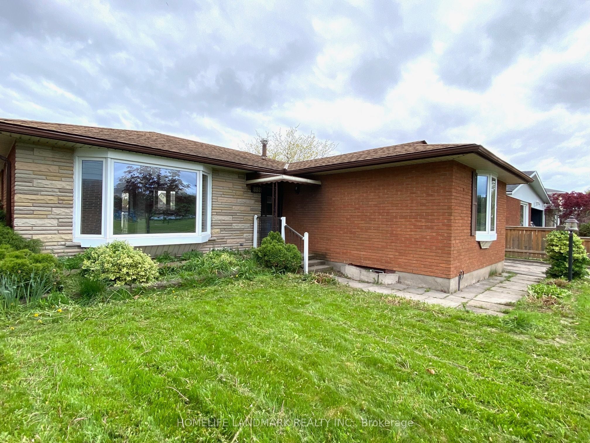 Additional image 2 of 6986 Centennial Street, Niagara Falls, ON, L2G 2Z1
