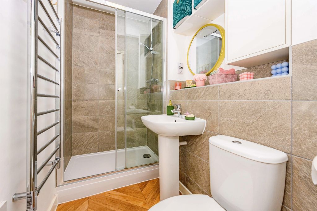 Additional image 4 of 2 bed flat for saleFrogmore Road, Hemel Hempstead HP3