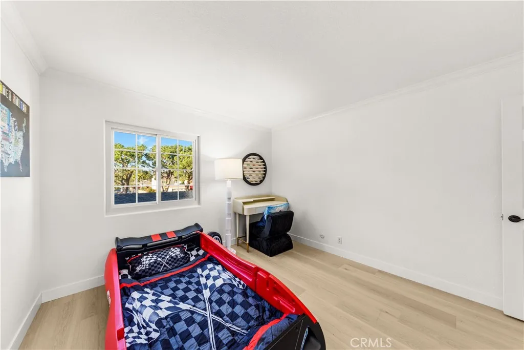 Additional image 37 of 54 Willow Tree Ln, Irvine, CA 92612