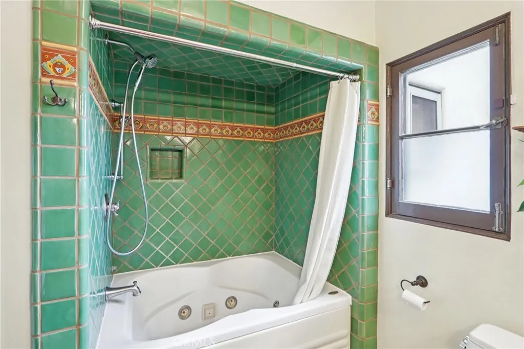 Additional image 91 of 1620 Broadview Drive, Glendale, CA 91208