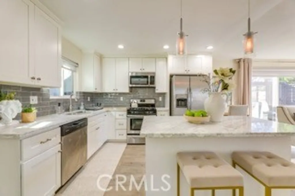 Additional image 8 of 3620 Altamont, Los Angeles, CA 90065