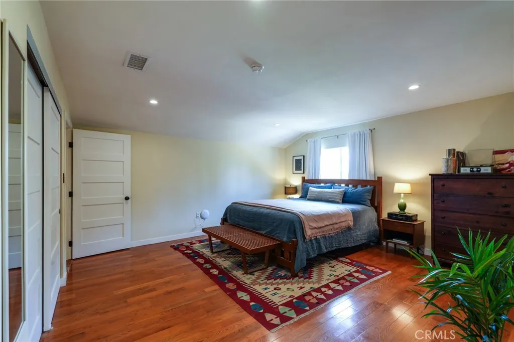 Additional image 111 of 371 E Claremont St, Pasadena, CA 91104
