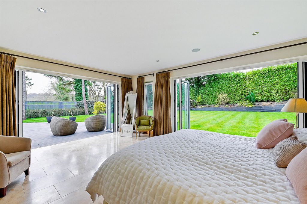 Additional image 10 of 4 bed detached house to rentRotherfield Road, Henley-On-Thames, Oxfordshire RG9
