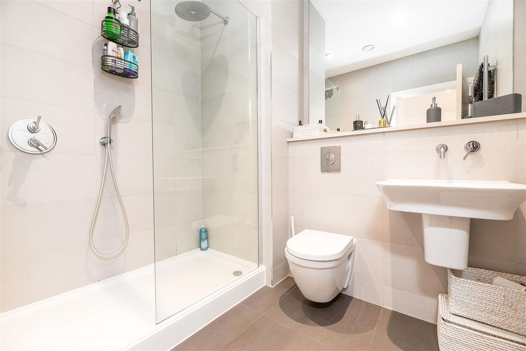 Additional image 10 of 1 bed flat for saleThe Waterside Apartments, West Bridgford NG2