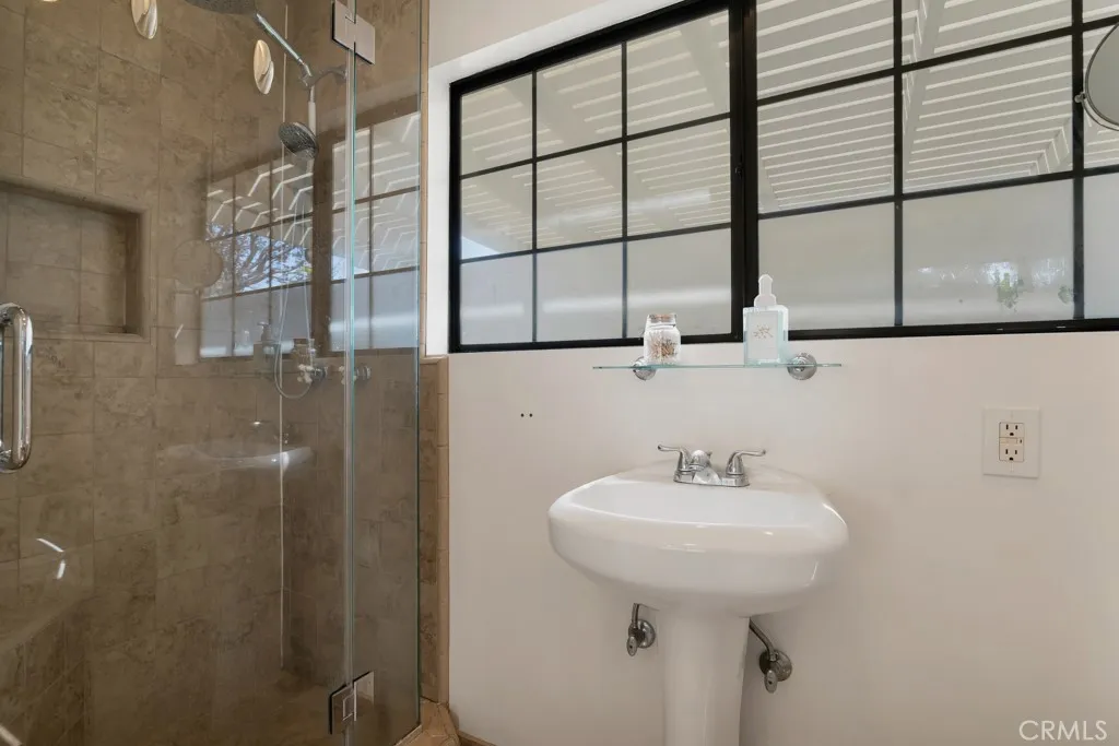 Additional image 25 of 725 Tufts Avenue, Burbank, CA 91504