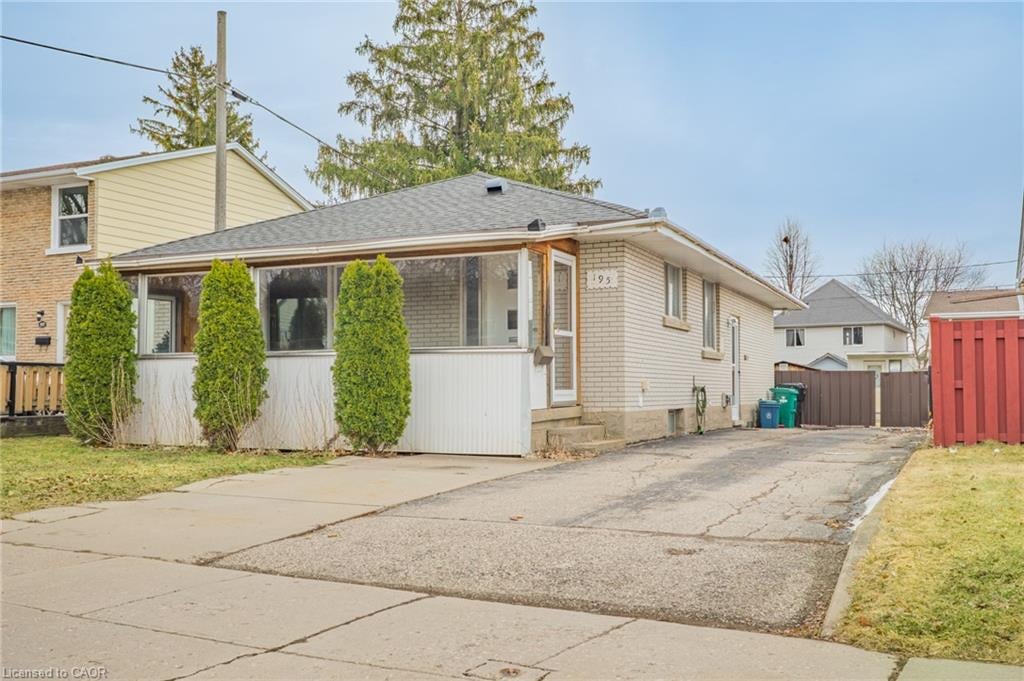 195 Sekura Street, Cambridge, ON, N1R 3R3