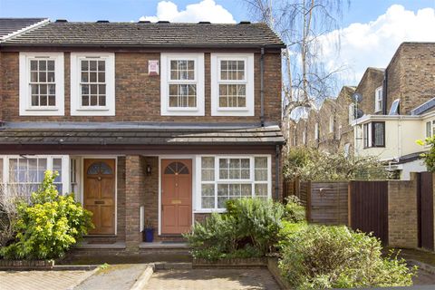 Charlotte Mews, London W14