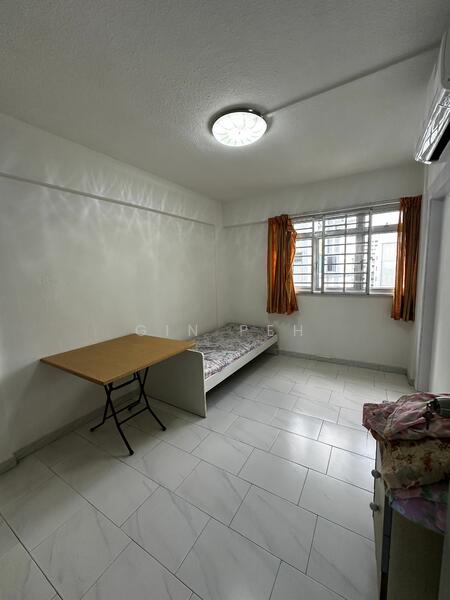 693 Hougang Street 61 photo 4