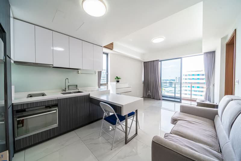 65 Punggol Central photo 2