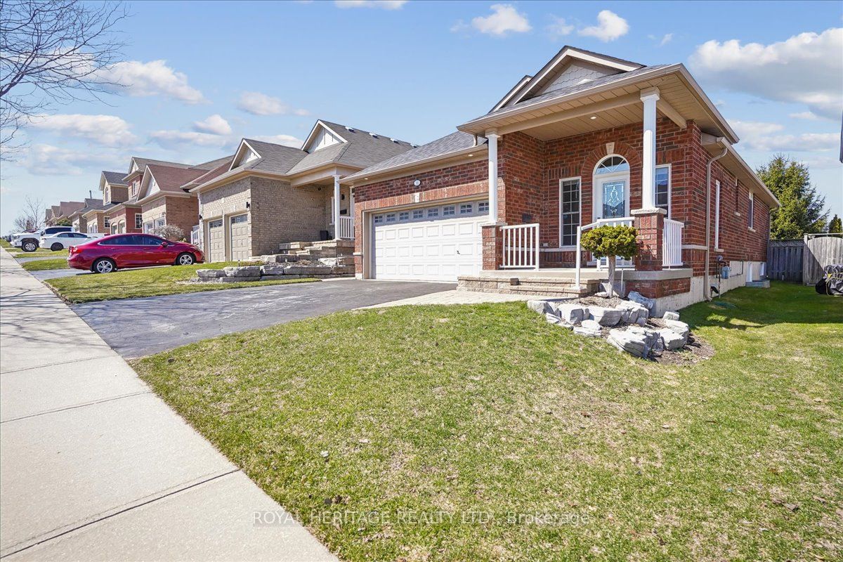38 Bingham Gate, Clarington, ON, L1E 3K3 photo 2