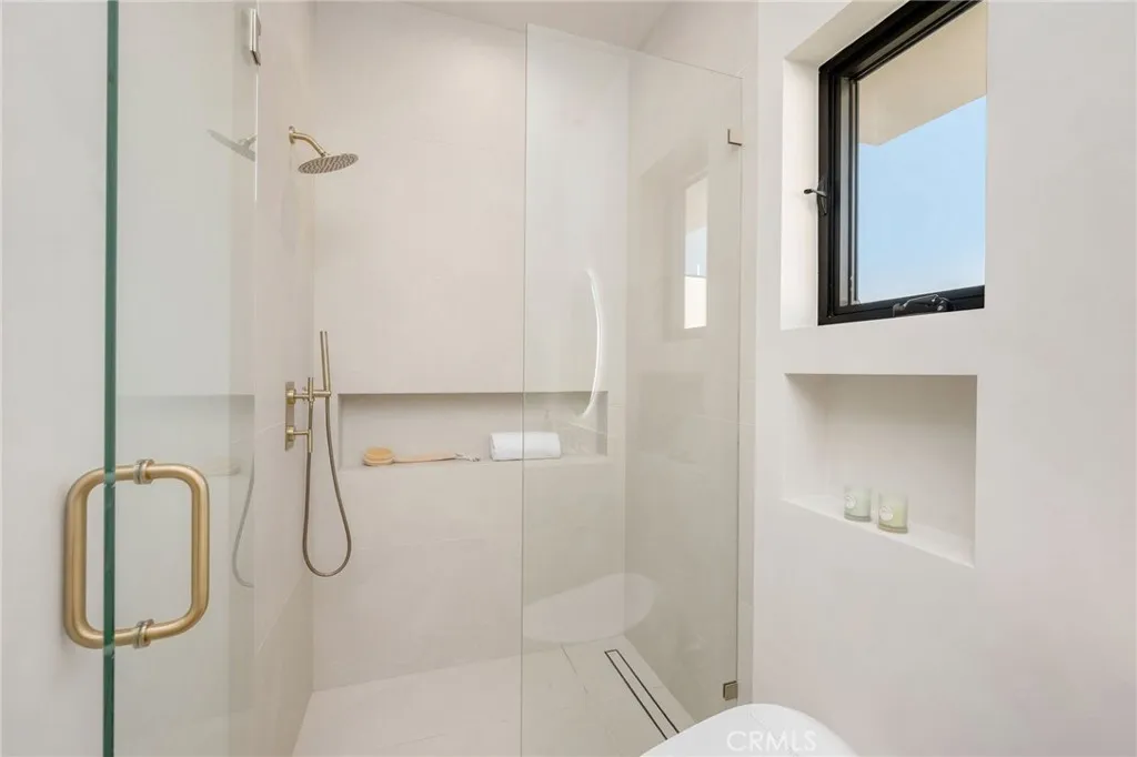 Additional image 133 of 15447 Huston St, Sherman Oaks, CA 91403