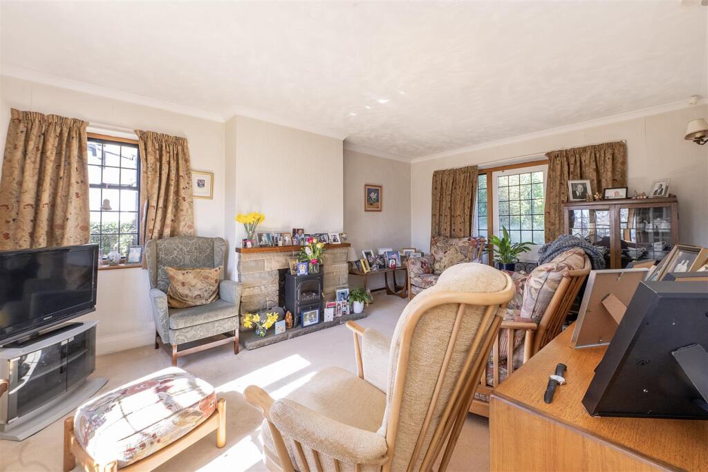 Carisbrooke Road, Harpenden photo 5