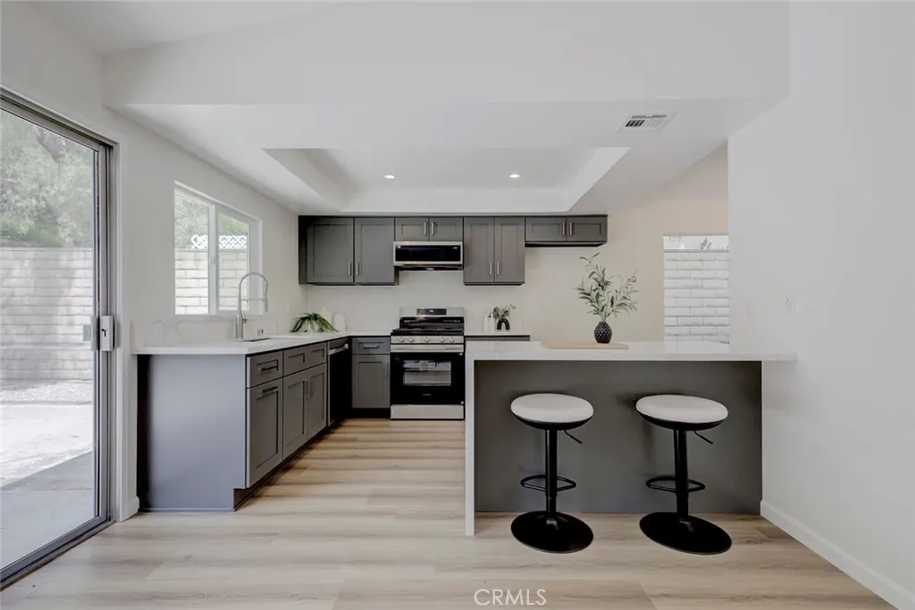 Additional image 14 of 3256 N Frederic St, Burbank, CA 91504