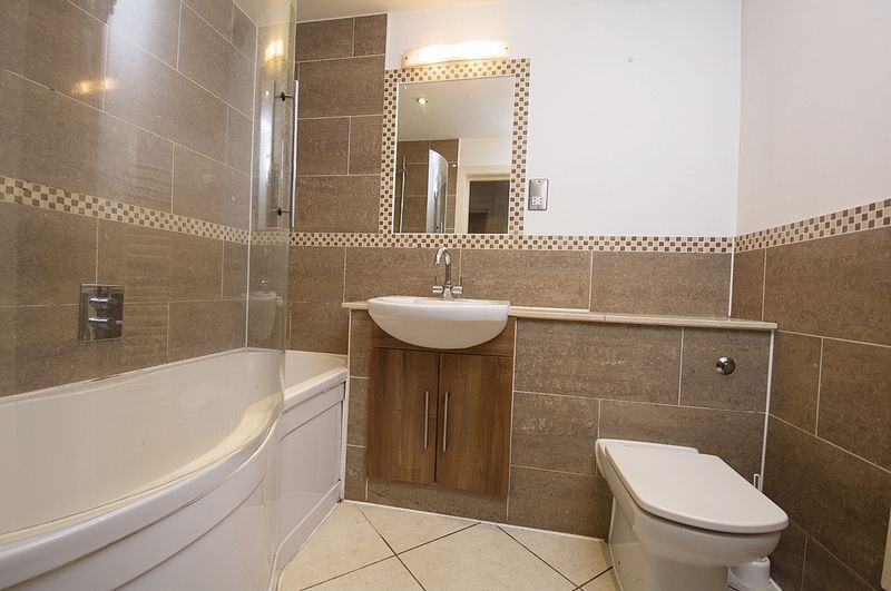 Additional image 7 of 1 bed flat to rentBridge Court, Walton-On-Thames KT12