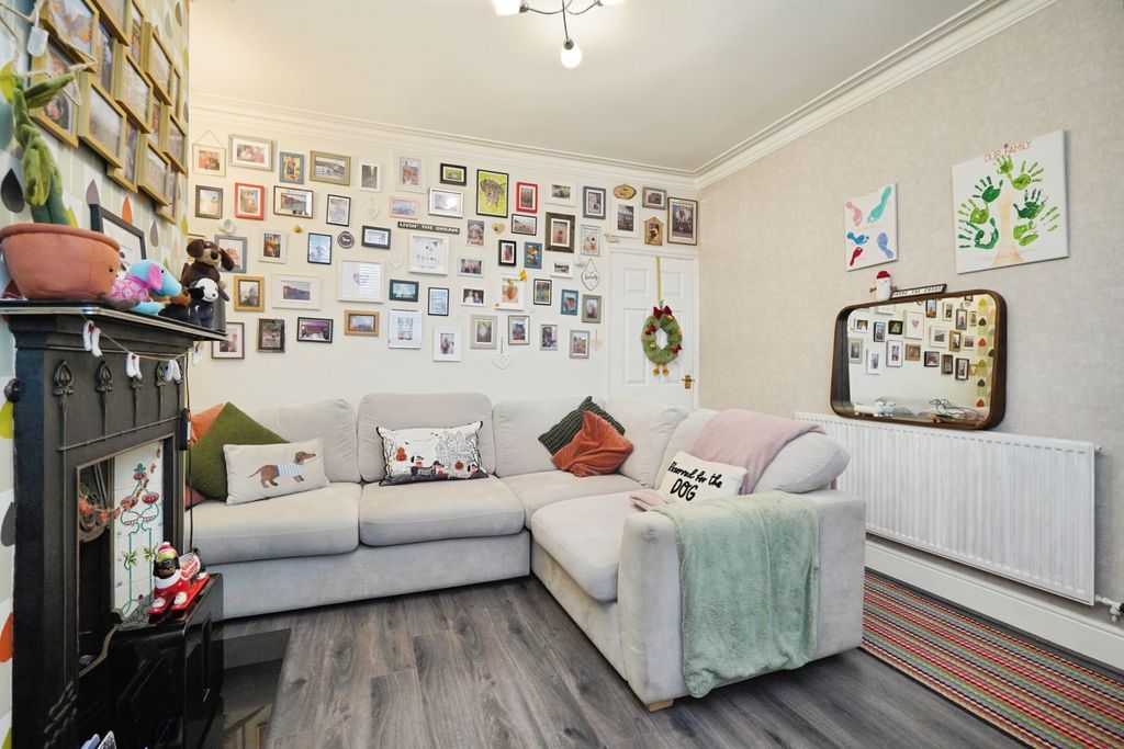 Additional image 2 of 3 bed terraced house for saleShobnall Road, Burton-On-Trent, Staffordshire DE14