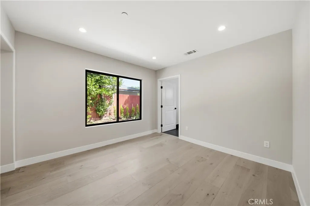 Additional image 79 of 8542 De Celis Pl, North Hills, CA 91343