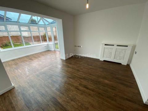 Bugle Close, Salford M7