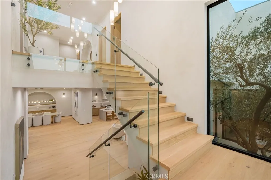 Additional image 42 of 15447 Huston St, Sherman Oaks, CA 91403
